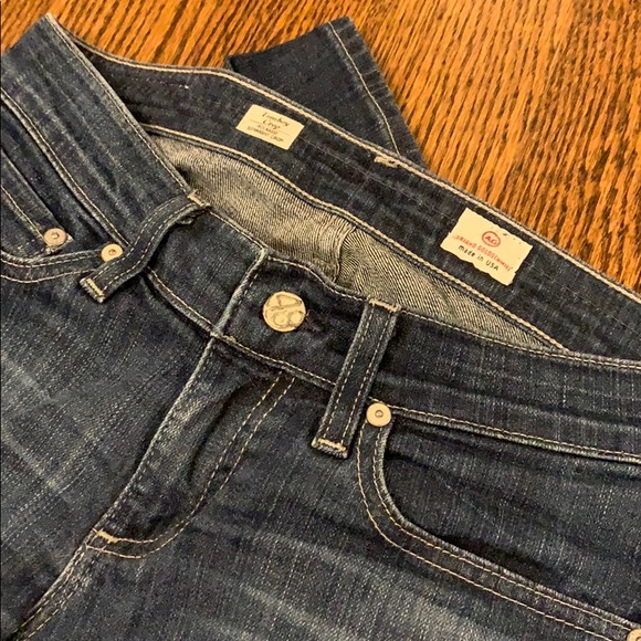 AG Tomboy Crop | Relaxed Straight Crop | size 25 - Picture 2 of 6